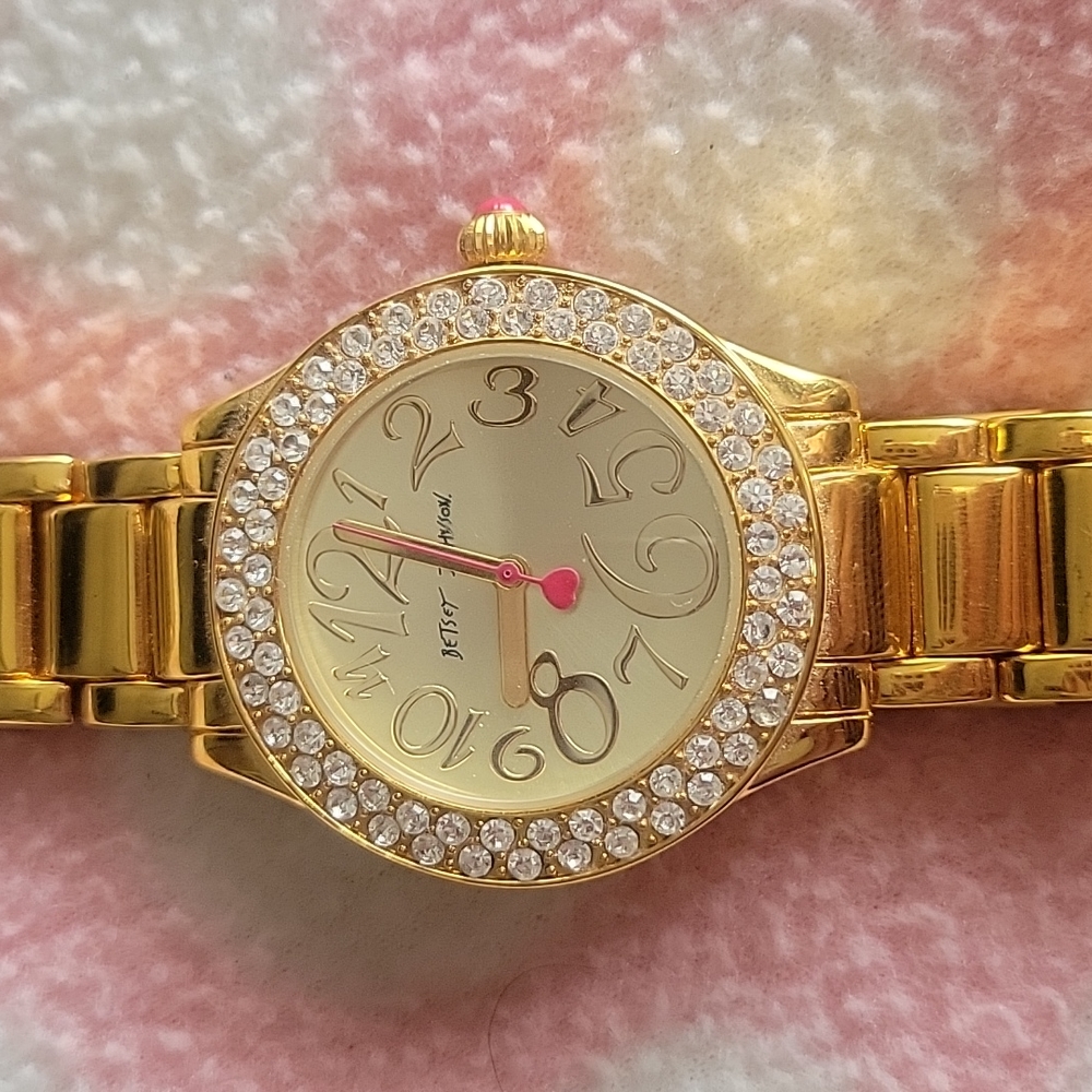 Betsey Johnson Gold watch - Picture 2 of 4